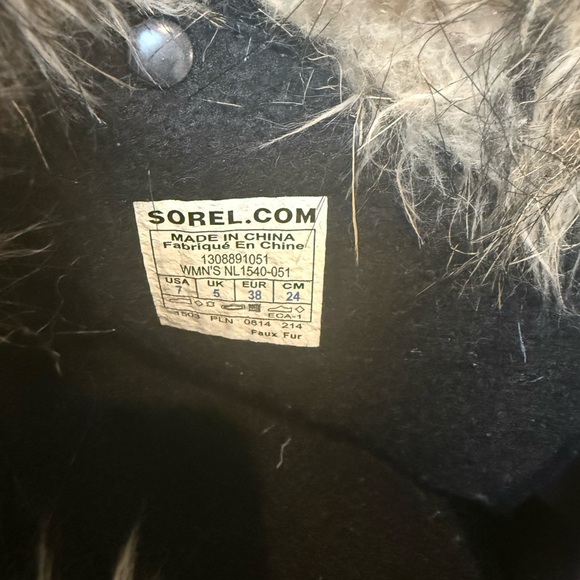 Sorel Women's Joan of Arctic Boots - Picture 8 of 12